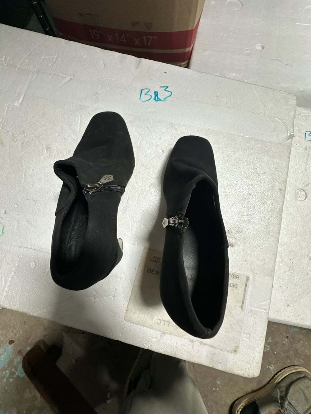 Donald J Pliner Black Fabric Ankle Boots Size 6M